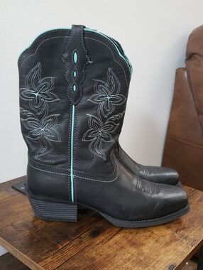 Justin Boots Black Western Boots with Turquoise Accents